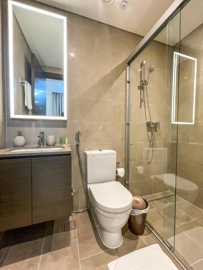 دبي Stay Mindblowing 2 Bedroom Holiday Home With Close View Of Burj Khalifa المظهر الخارجي الصورة