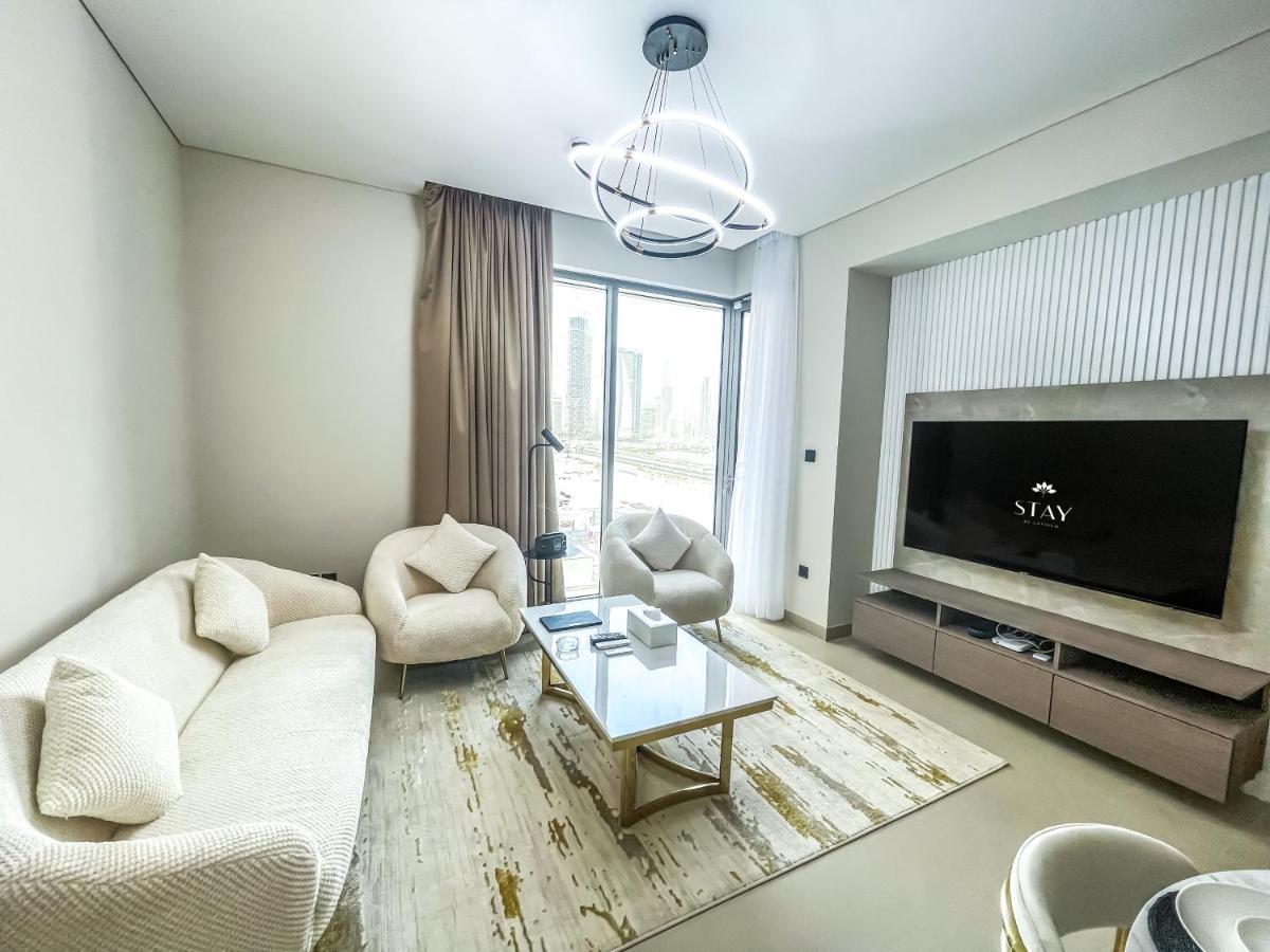 دبي Stay Mindblowing 2 Bedroom Holiday Home With Close View Of Burj Khalifa المظهر الخارجي الصورة