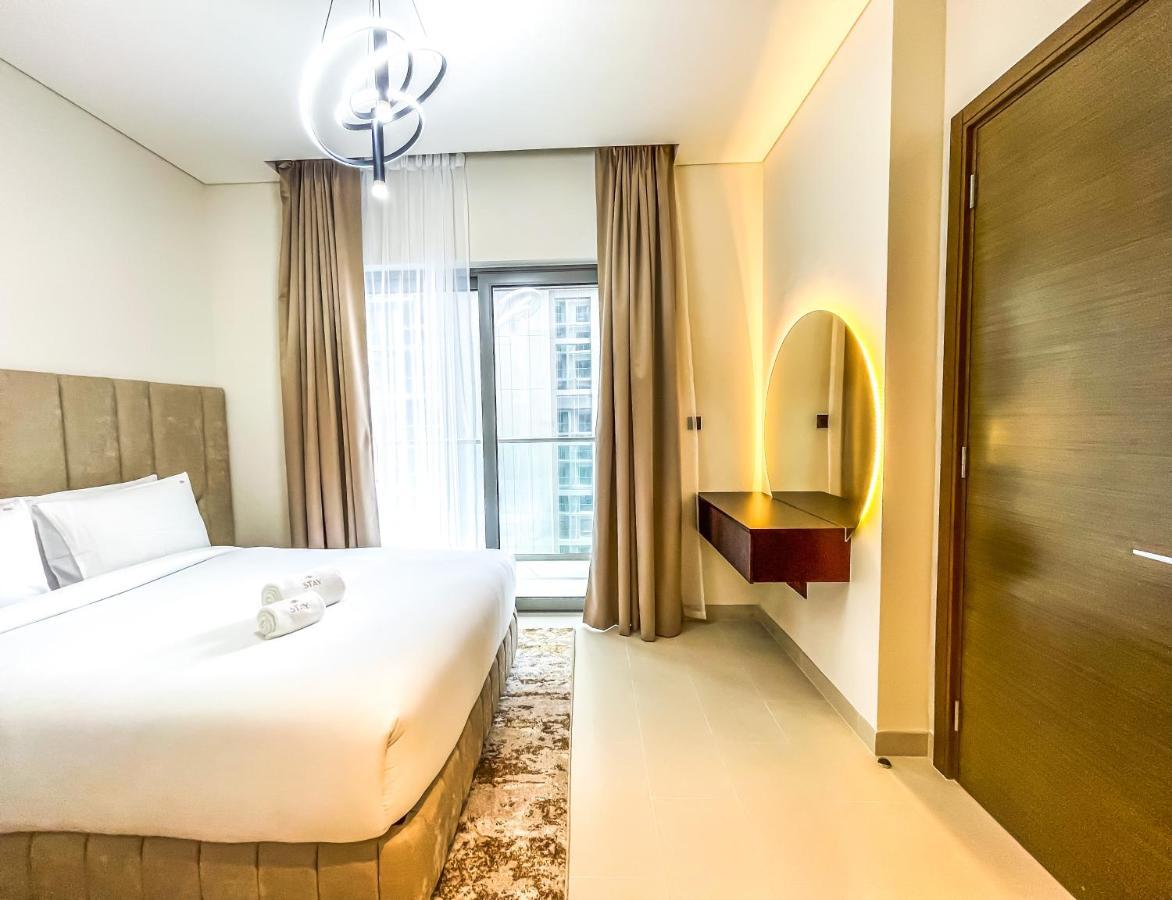 دبي Stay Mindblowing 2 Bedroom Holiday Home With Close View Of Burj Khalifa المظهر الخارجي الصورة